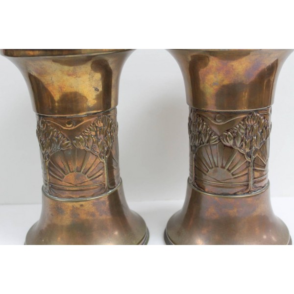 Pair_of_Brass/Copper_Vases slide4