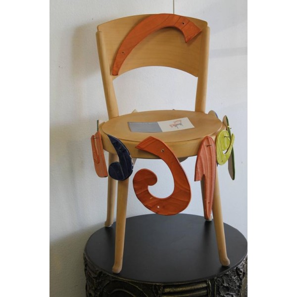 Betty_Woodman_(1930_-_2018)_"Chair" slide2