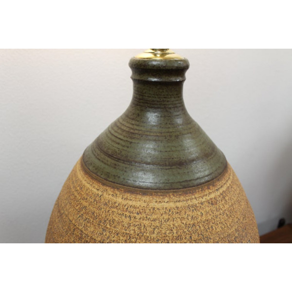Stoneware_Lamp_by_Bob_Kinzie_for_Affiliated_Craftsmen slide4