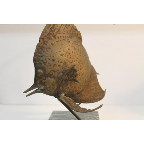 Bronze_Fish_Sculpture_on_Marble_Base_by_G._TATE slide7