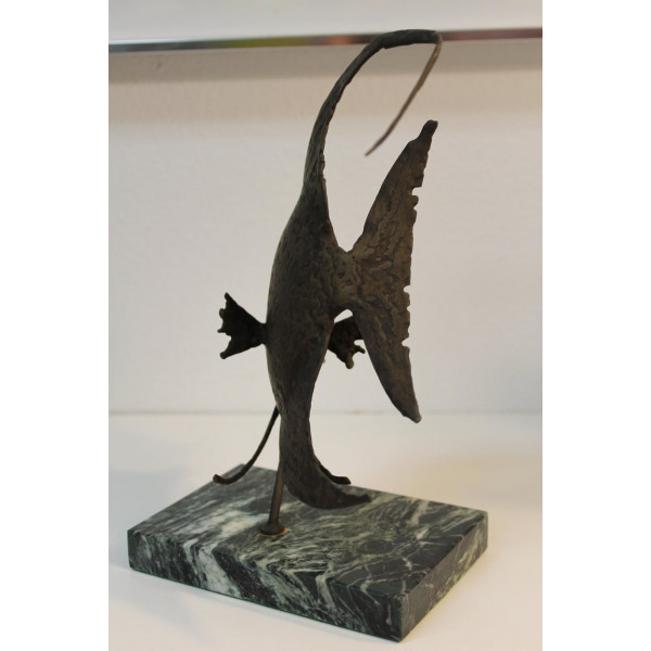 Bronze_Fish_Sculpture_on_Marble_Base_by_G._TATE slide3