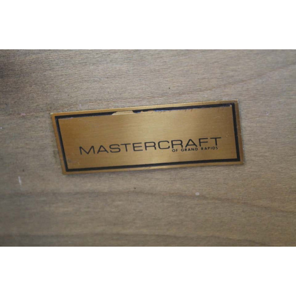 Mastercraft_Burl_and_Brass_Wardrobe_Cabinet slide10