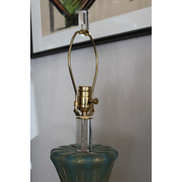 Murano_Glass_and_Lucite_Table_Lamp_Attrib._to_Barovier_&_Toso slide5