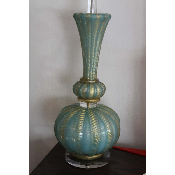 Murano_Glass_and_Lucite_Table_Lamp_Attrib._to_Barovier_&_Toso slide1