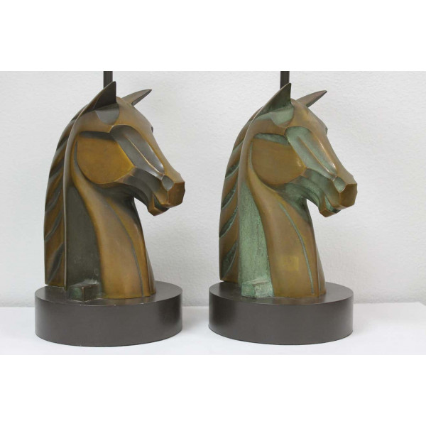 Pair_of_Bronze_Horse_Head_Lamps slide6