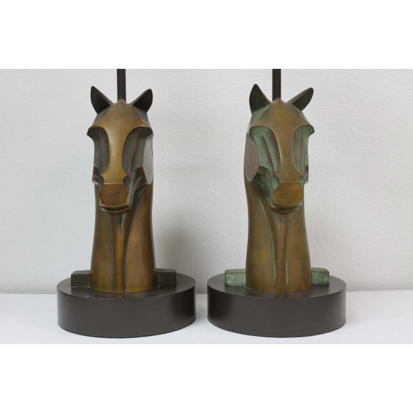 Pair_of_Bronze_Horse_Head_Lamps slide5