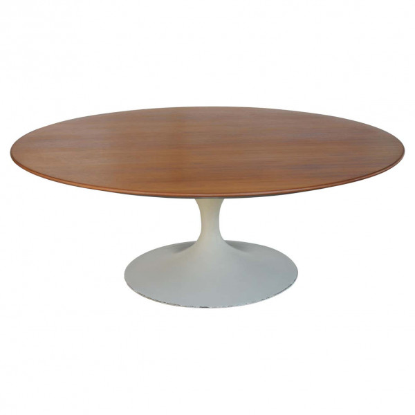 Eero_Saarinen_for_Knoll_Tulip_Coffee_Table_with_Walnut_Top slide0