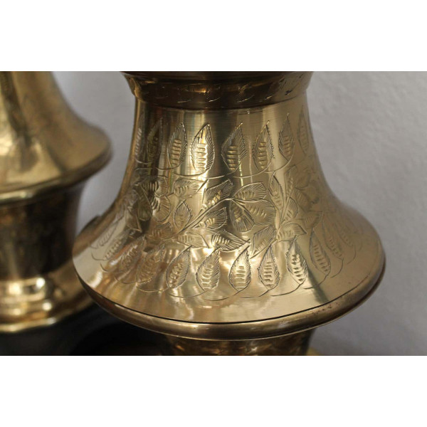 Monumental_Pair_of_Brass_Moroccan_Style_Lamps slide5