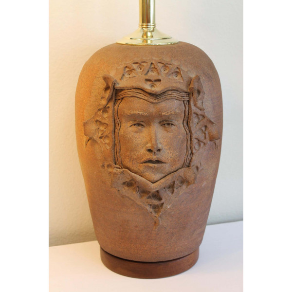 Stoneware_Lamp_with_Gothic_Face slide3