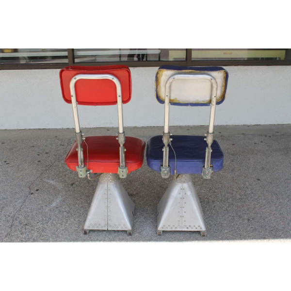 Pair_of_Machine_Age_Collapsible_Airline_Chairs slide1