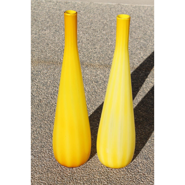 Pair_of_Murano_Cased_Glass_Yellow_Vases slide2