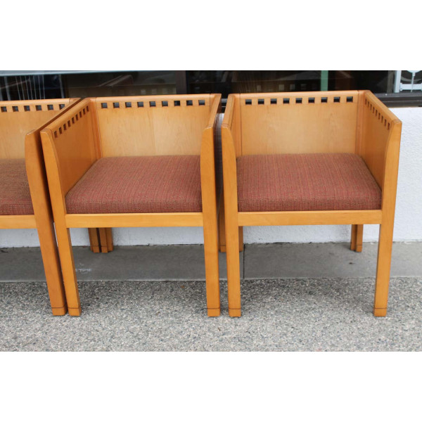 Four_Chairs,_Metropolitan_Furniture_Corporation slide2