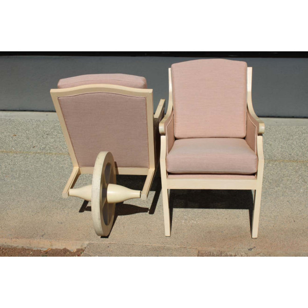 Pair_of_Man_Ray_Chairs_by_Philippe_Starck_for_the_Clift_Hotel,_San_Francisco slide1
