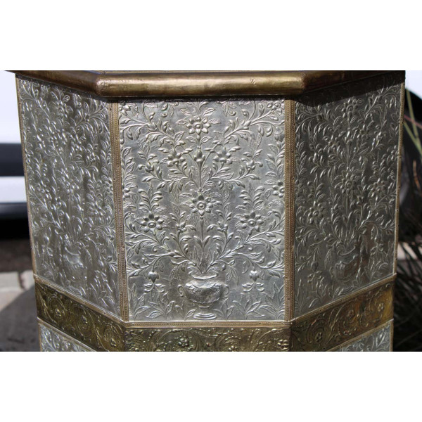 Pair_of_Octagonal_Pedestals_with_Applied_Brass_and_Tin_Repoussé_Panels slide7