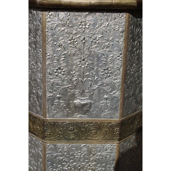 Pair_of_Octagonal_Pedestals_with_Applied_Brass_and_Tin_Repoussé_Panels slide1