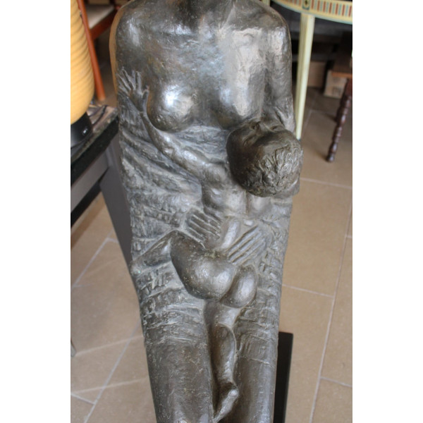 Pino_Conte_Life-Size_Sculpture_Called_"Maternity" slide3