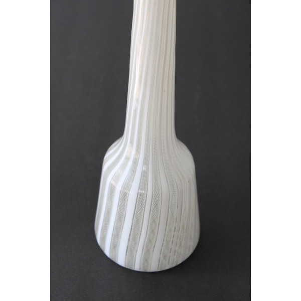 Seguso_Murano_Glass_Vase slide1