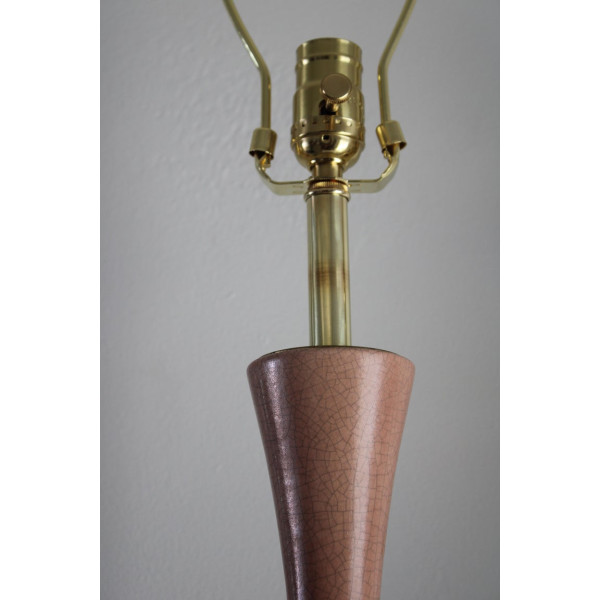 Pair_of_Mauve_Ceramic_and_Lucite_Table_Lamps slide5