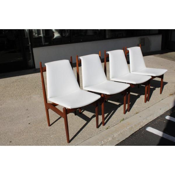 Four_Dining_Chairs_Attributed_to_Greta_Grossman_for_Glenn_of_California slide1